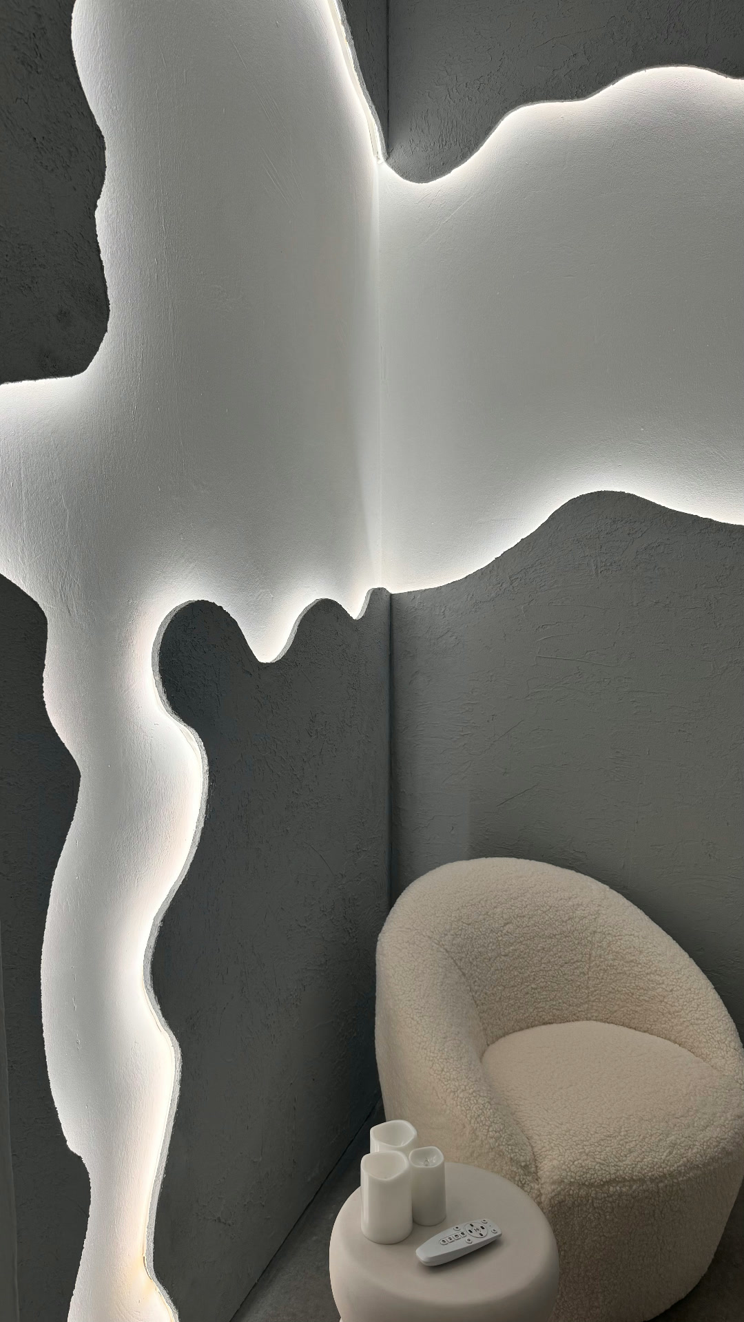 Le Ciel Kosmetikpraxis Lounge-Ecke mit LED-Lichtinstallation